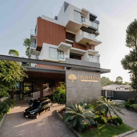 Richmann Resort Hotel Hatyai Отели рядом с достопримечательностью «Princess Maha Chakri Sirindhorn Natural History Museum»