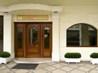 Vergina Hotel Hotels in Dimokratias Sq.