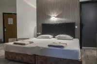 Mustis Royal Plaza Hotel - Bintang 3