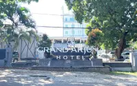 Grand Arjuna Hotel
