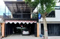 Home Inggil RedPartner Hotels in Kecamatan Sukorejo