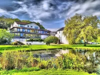 Damson Dene Hotel فنادق في Lake Side