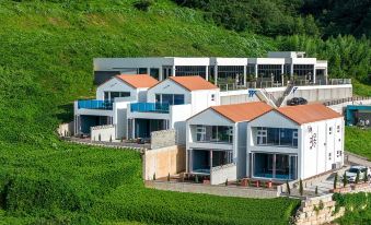 Namhae Jimong Drawing Pool Villa
