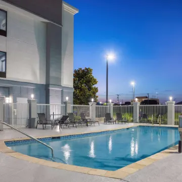 Hampton Inn & Suites Brenham