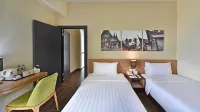 Whiz Prime Hotel Khatib Sulaiman Padang - 3 estrellas