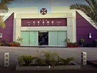 巴哈瓦爾布爾攝政大飯店 巴哈瓦爾布爾機場附近的飯店