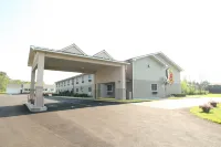 Super 8 by Wyndham Pulaski Hotels in Pulaski