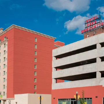 Courtyard Peoria Downtown
