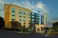Fairfield Inn & Suites Asheville Outlets Hôtels à proximité de l'Aéroport Regional