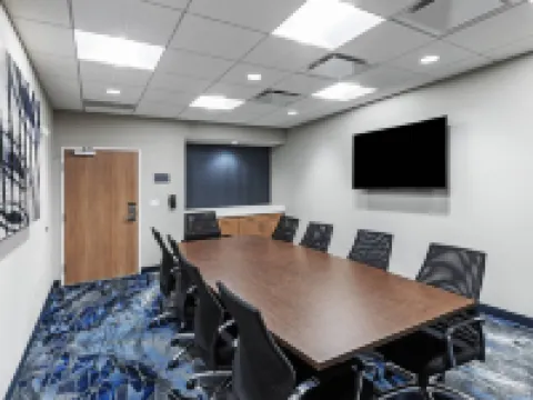 Fairfield Inn & Suites Aberdeen, SD Hotels in Brown County