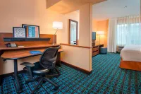 Fairfield Inn & Suites Frederick Отели в г. Балленджер Крик