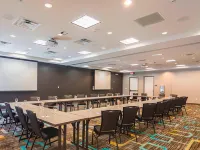 Residence Inn Denton デントンのホテル