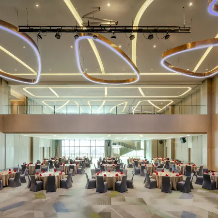 Holiday Inn KUALA LUMPUR BANGSAR by IHG Отели рядом с достопримечательностью «Пантай Далам»