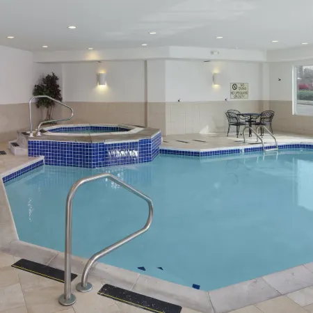 DoubleTree by Hilton Hotel Jefferson City