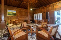 Amerta Giri Hotel Dieng Hotels in Garung
