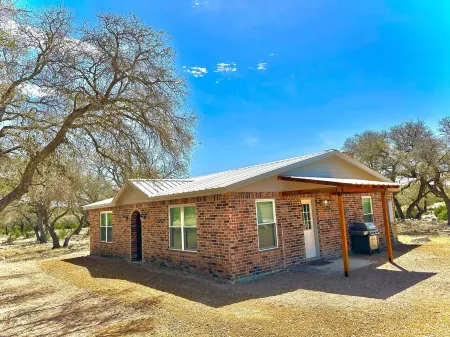 Double T Ranch House Отели в г. Кимбл