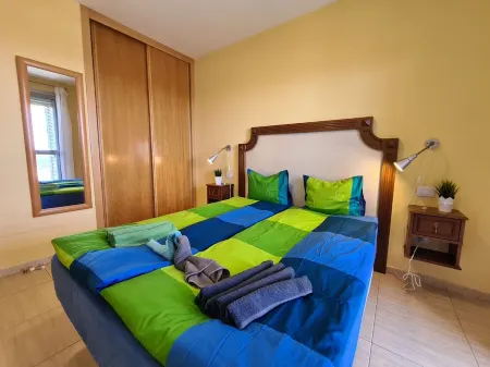 Apartment Barraquito, balcony with sea view, close to the beach, wifi, ideal for surfers Отели рядом с достопримечательностью «Plaza Roja»