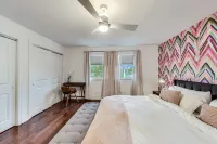 EVANSTON whole building, 2 units combined sleeps 12, 5 bed 5 bath