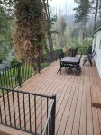 Cozy Cottage right on the McKenzie River! Hotels near McCredie Hot Springs