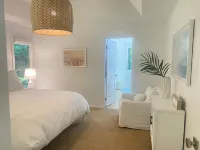 🌟 Peaceful Oasis w/ Private beach 200 ft away+New Hot Tub+only 8 mins to town🌟 Allegan County 호텔