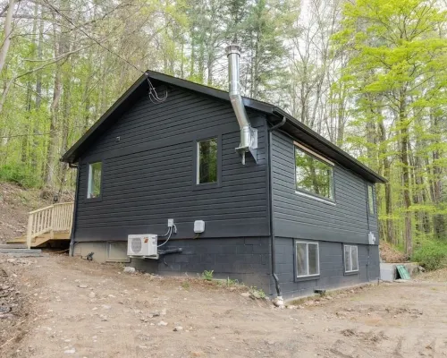 Mossy Moody Cabin in High Falls, NY Ξενοδοχεία στην πόλη Marbletown
