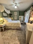 Lake Junaluska cottage with amenities galore!
