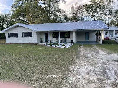 Papa & Mema’s Farmhouse