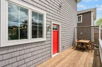 Family Fun! 17,000 Game Arcade, Sleeps 12, Walk to the Lake