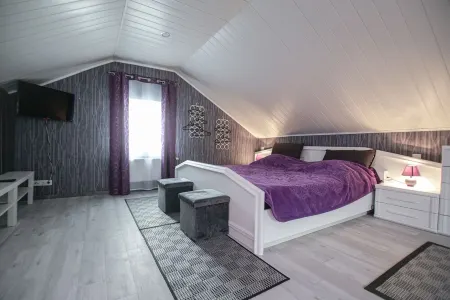 Beautiful modern apartment Отели в г. Бад-Эмс