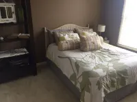 Gated Community: Top Corner Unit, Screened Porch Facing Woods, Beautiful Pool