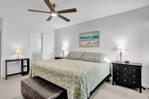 Coastal Cottage-Steps to Siesta Key Beach