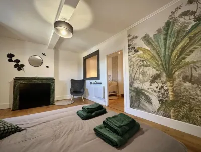 LE Gîte DU Besson - Cassagne Magnifique Maison du 19ème Siècle Rénovée