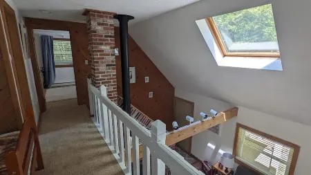 White Mountain Chalet; great for skiers, hikers & families! Отели в г. Бартлетт