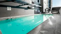 Hampton Inn Riverside Downtown - Pools