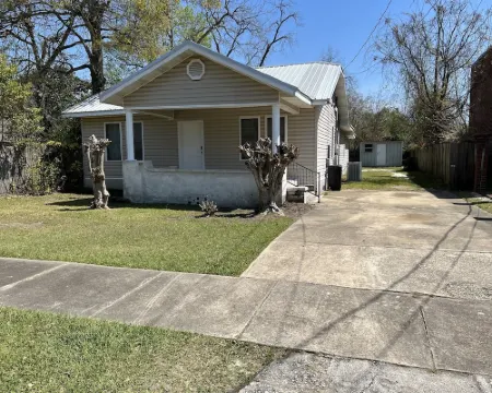 Bait ‘em up Bungalow in Downtown Eaufaula Hoteles en Eufaula