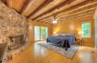 Log Cabin Living on Lake Anna - Warm side