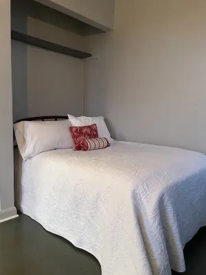 Classy Retro Suite "Preferred Partner of Rail Explorers" Pets OK Hotels in Boone