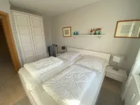 Right next to the nature reserve! Great for dogs and nature lovers