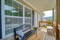 Beatiful Little Home with Mountain Views