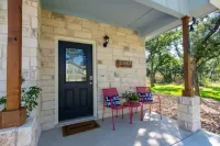 Lake Ridge Oasis