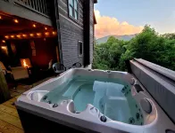 Mountain Views-Hot Tub-2 Master Suites-Game Room