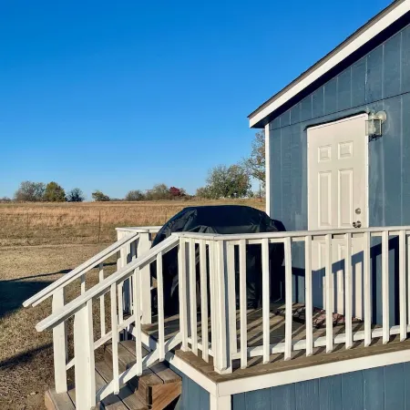 "Lazy Days" less than 10 minutes from Lake Texoma and Choctaw Casino