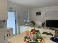 3-Bedroom Home With Heated Pool And Short Drive To The Beaches.