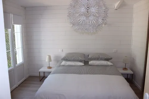 Brand new! Charming, bright, Nordic-designer house 300 m from the sea