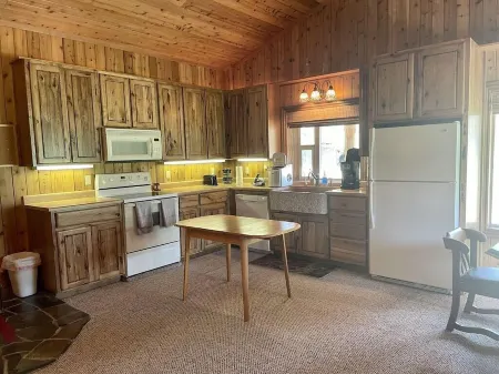 Cozy Cabin with River Access optional full 50amp RV hook-ups onsite