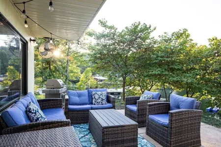 Ozarks waterfront home, private dock, boat slip, kayaks, paddle board!