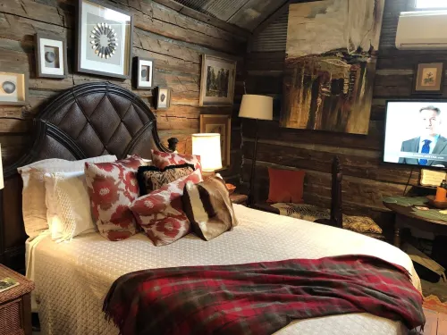 Sunset Log Cabin