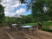Spacious Lake Escape Near Conley Bottom