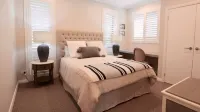 Self Contained Cottage in Bowral with Fireplace