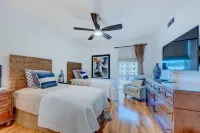 Bellissima at Belle Harbor • Coastal Elegance Steps from the Sand - Jacuzzi